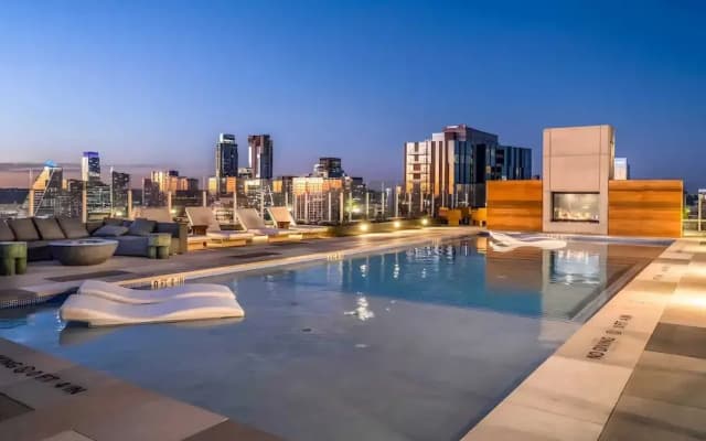 The Emma Penthouse: Modern 2BR Condo, Steps From Rainey St. & Lady Bird Lake