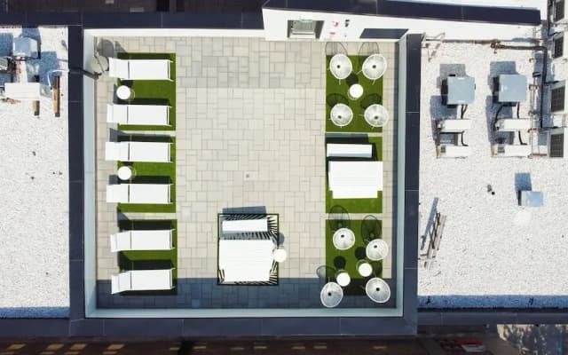 Mont Royal Suites