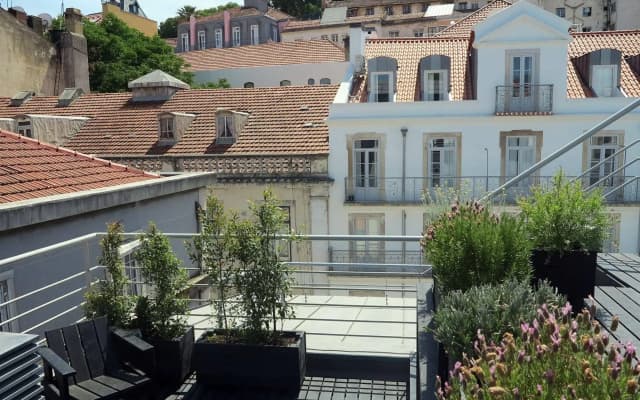 The Lisbonaire Apartments