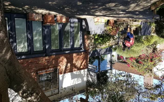 The Vagabond's House