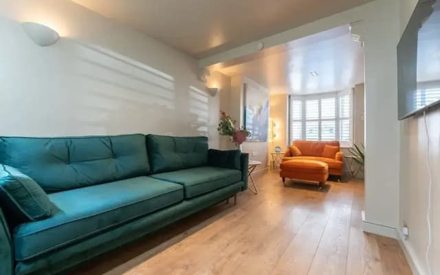 Host Stay Luxe on Margaret Street