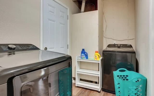 Single-story Home in San Antonio: Great Location!