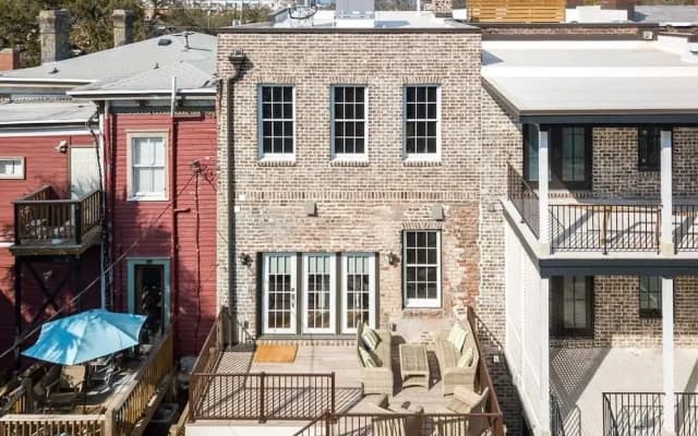 Waldburg Manor by Tybee Vacation Rentals