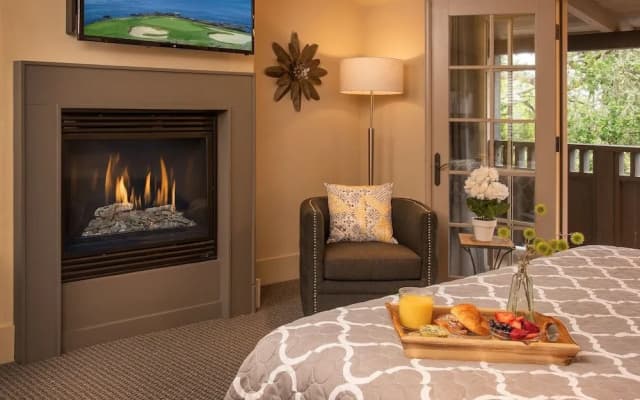 Carmel Country Inn