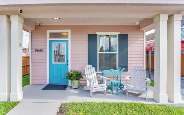 Walk to Beach: Colorful Home w/ Patio in Galveston