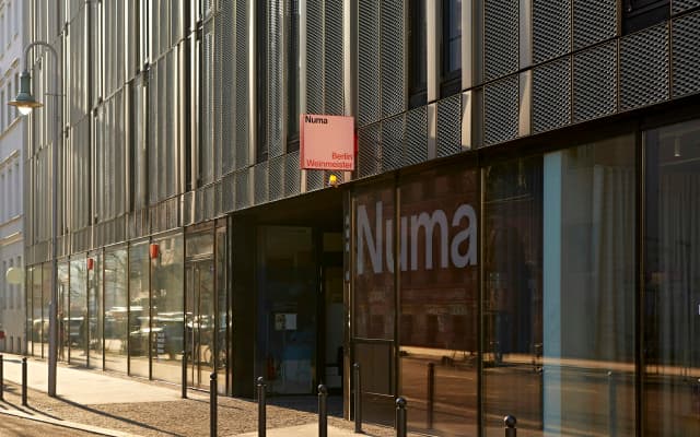 Numa Berlin Weinmeister