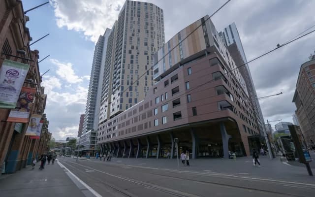Modern Apartment in Darling Harbour