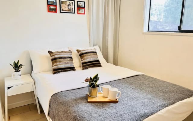 ART House Burnaby Two Bedrooms Suite