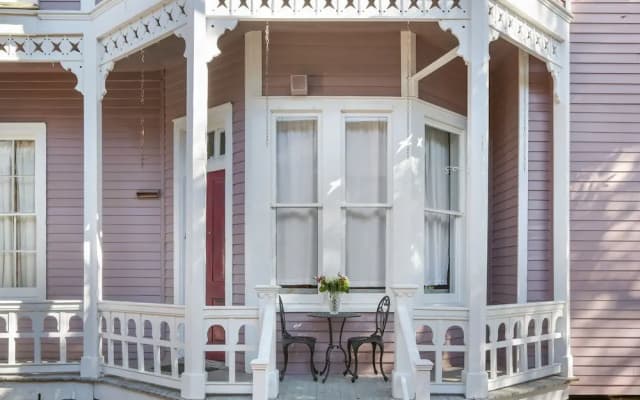 Historic Garden Dist. Victorian Mansion