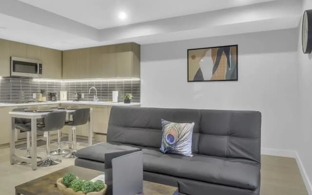 1br Logan Circle Furnished Apartment 1 Bedroom Apts by RedAwning