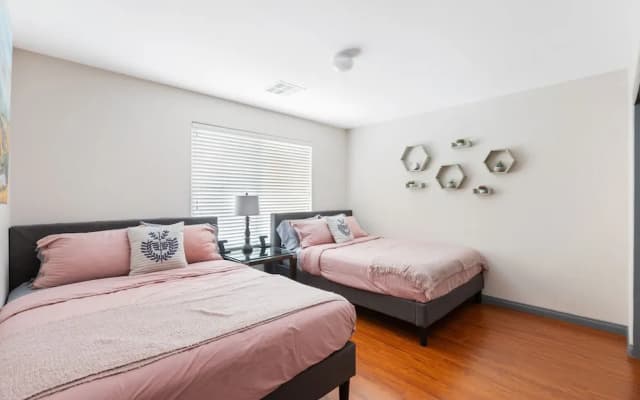 3000sqft House 8beds 3bath Pool Jacuzzi Bbqj
