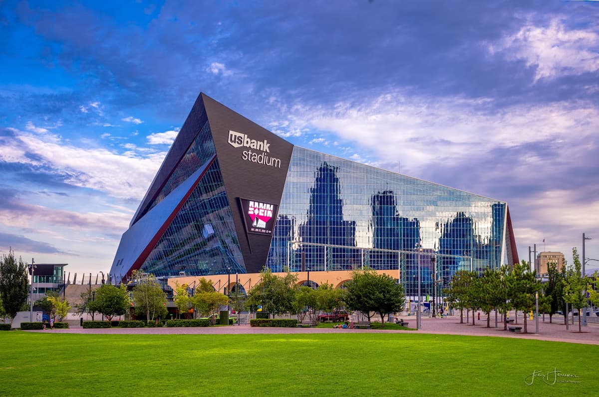U.S. Bank Stadium — stadium view